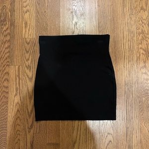 Black pencil skirt
